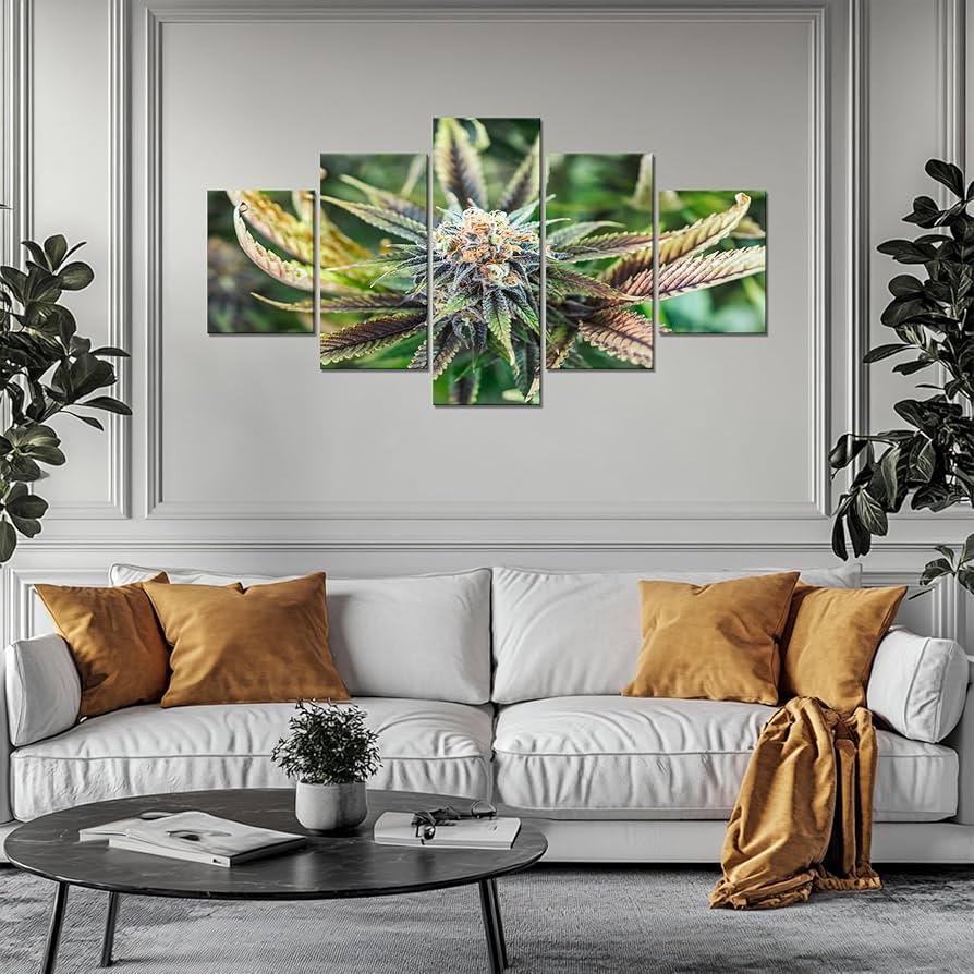 Cannabis-themed home decor: rug, table, art & candles - 2026 trends