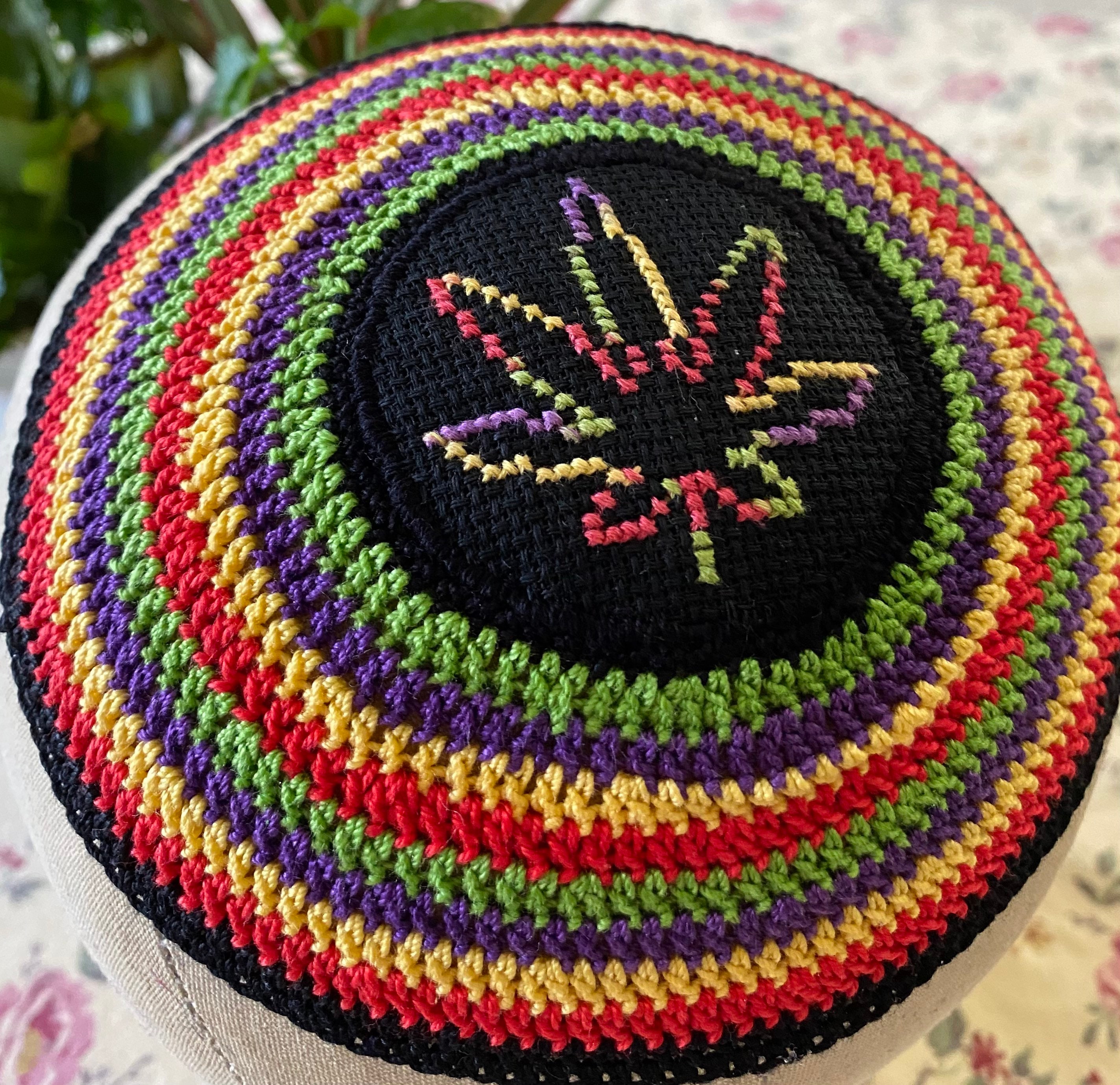 embroidered weed leaf bedding